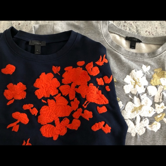 J.Crew Women’s Flower Sweatshirts Get BOTH Small - Picture 2 of 2